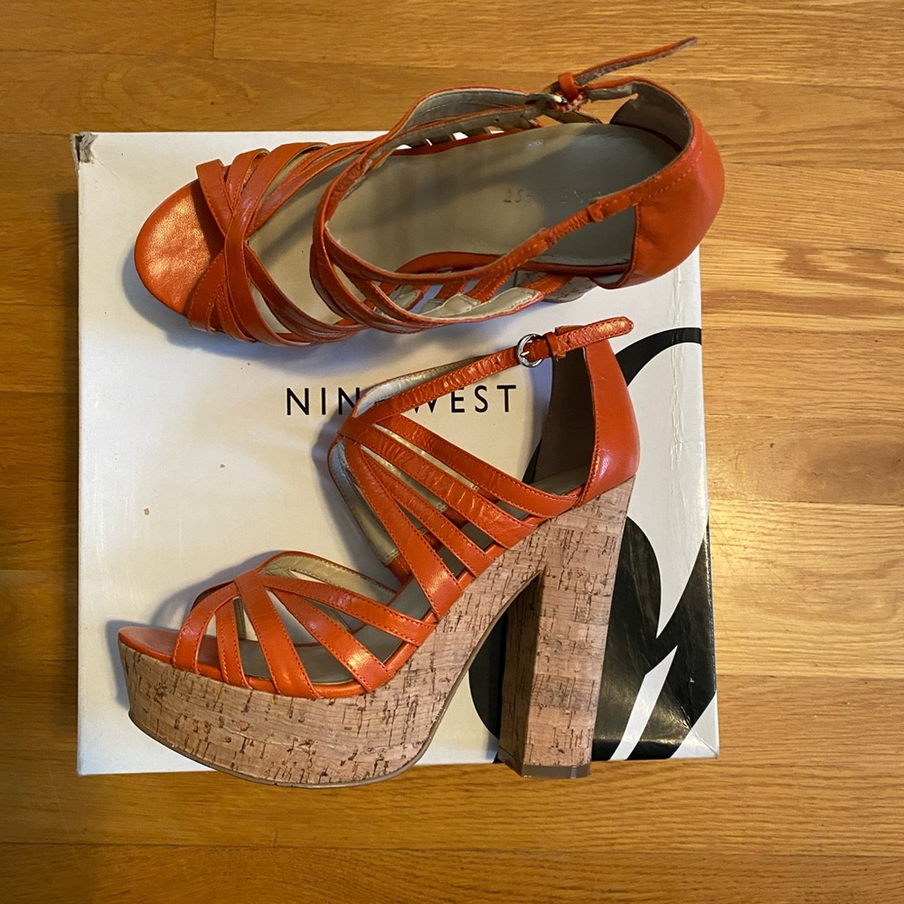Nine West heels - Picture 2 of 6